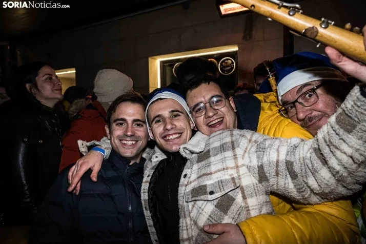 Fotos: Soria, entera, brinda por un buen 2024 en la Champanada de Nochevieja