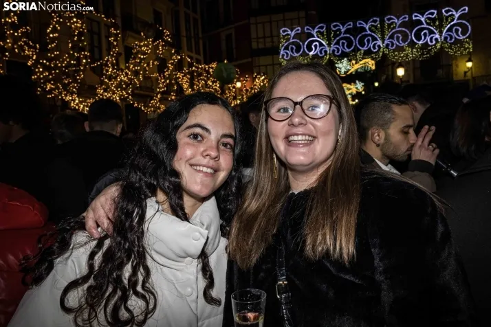Fotos: Soria, entera, brinda por un buen 2024 en la Champanada de Nochevieja