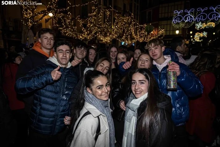 Fotos: Soria, entera, brinda por un buen 2024 en la Champanada de Nochevieja