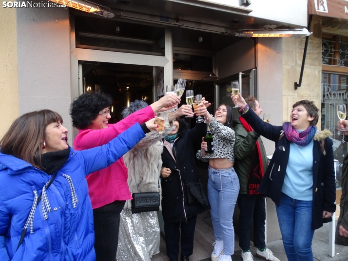 Desmintiendo mitos de la Lotería de Navidad ¿Qué probabilidad hay de que nos toque?