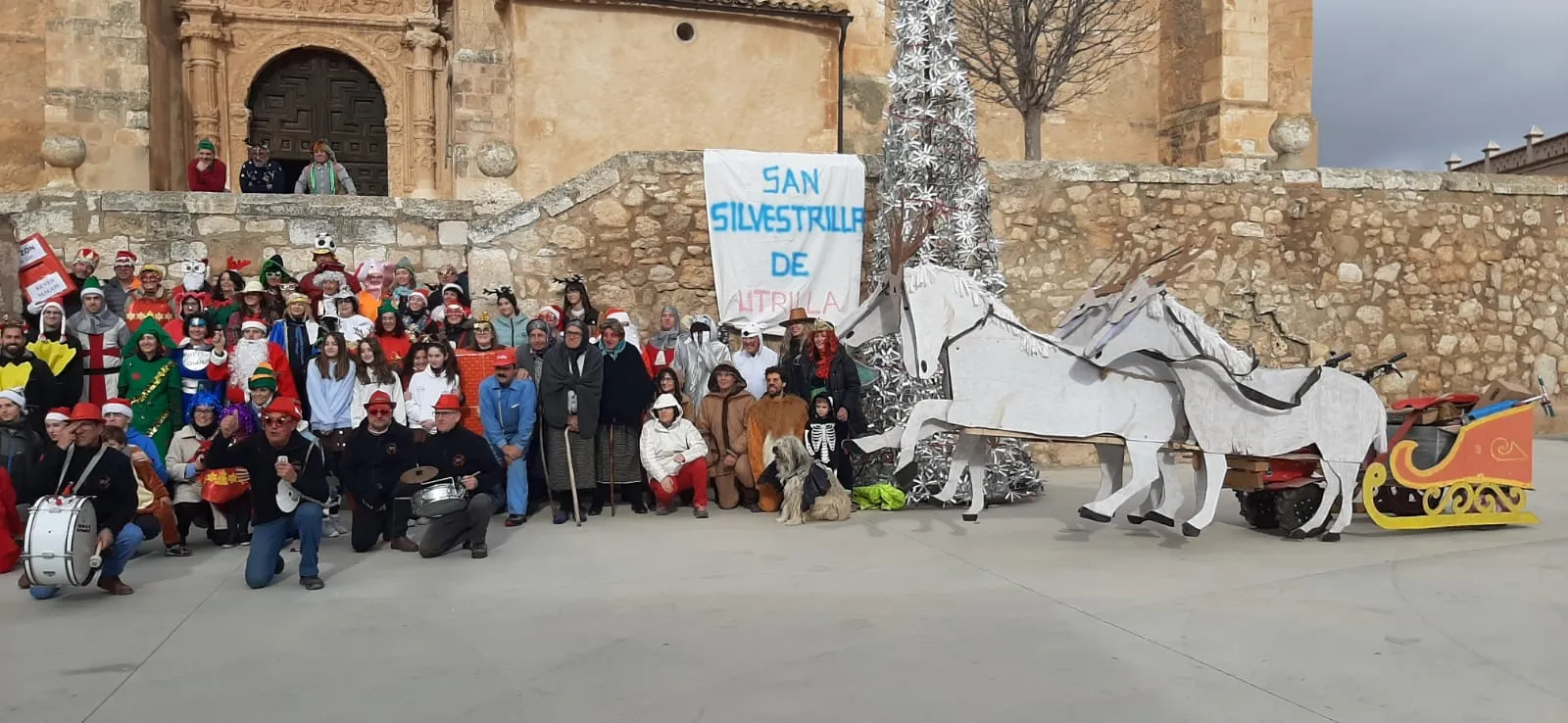 Foto 9 - Fotos: Utrilla volvi&oacute; a celebrar su San Silvestre y unas campanadas muy especiales