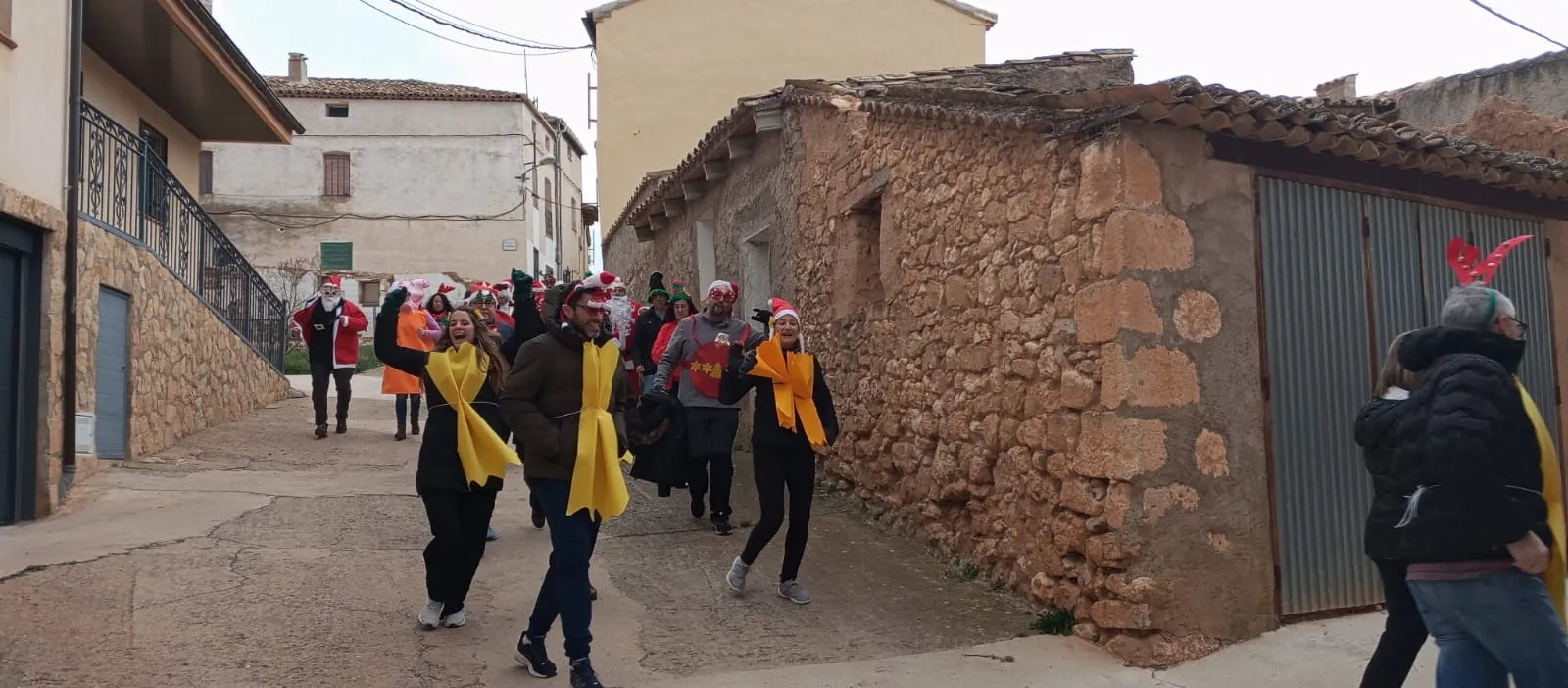 Foto 7 - Fotos: Utrilla volvi&oacute; a celebrar su San Silvestre y unas campanadas muy especiales