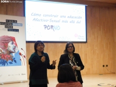 Foto 11 - Marina Marroqu&iacute;: &ldquo;hay que revisarse internamente a uno mismo para no trasmitir el machismo a los ni&ntilde;os&rdquo;