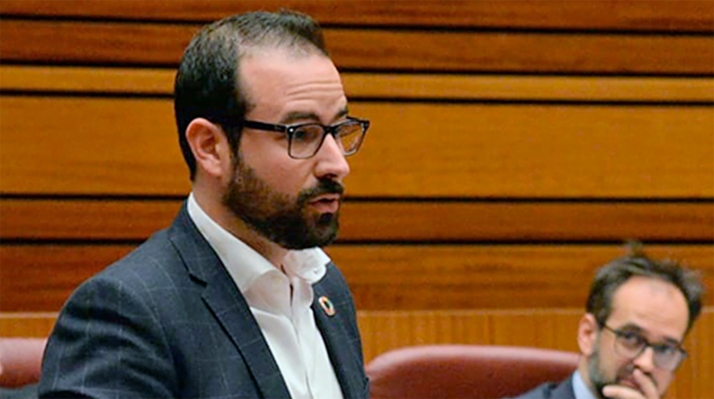 El PSOE pide a la Junta que financie las campañas de promoción comercial y no delegue sus responsabilidades en las entidades locales