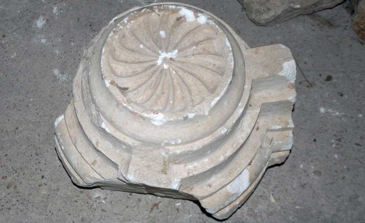 Descubren que unas claves góticas de bóveda halladas en Barcebalejo fueron robadas en Burgos