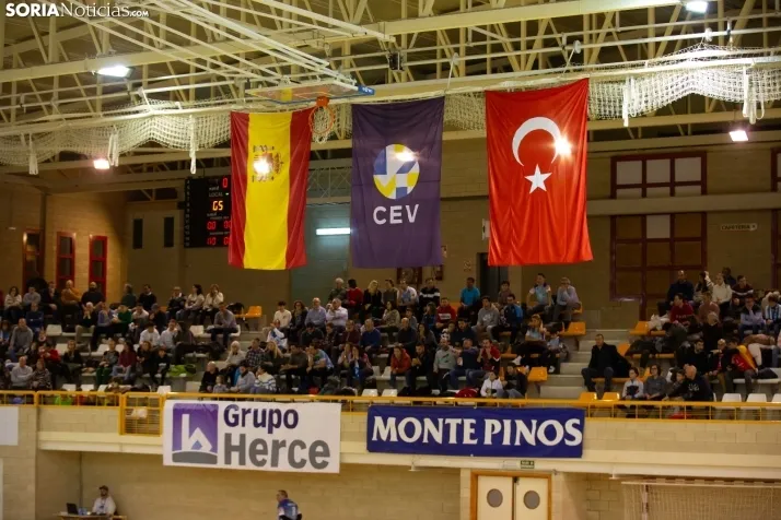 Grupo Herce vs Arkas Izmir