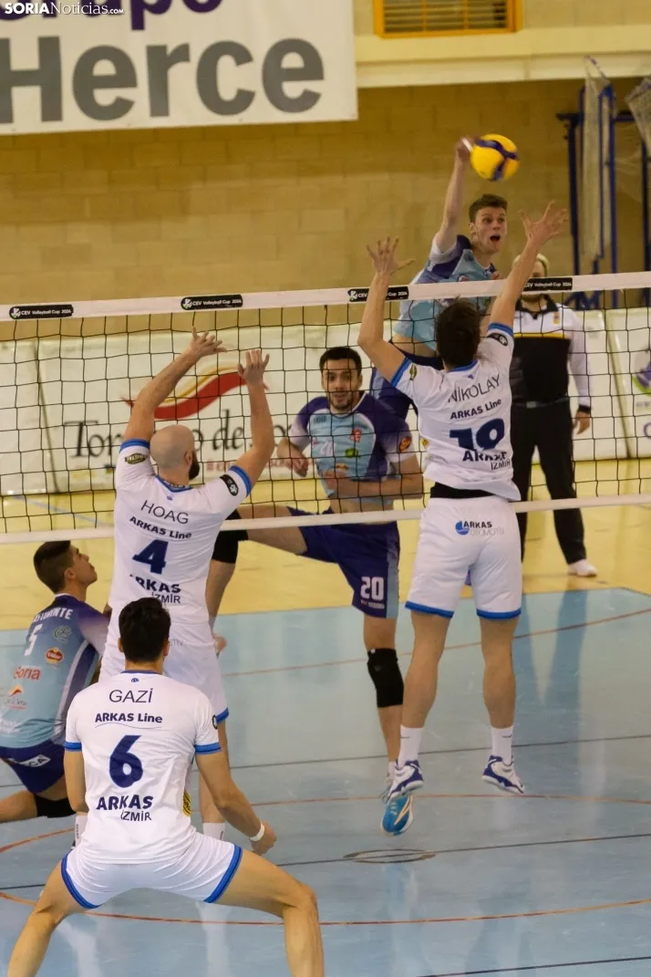 Grupo Herce vs Arkas Izmir
