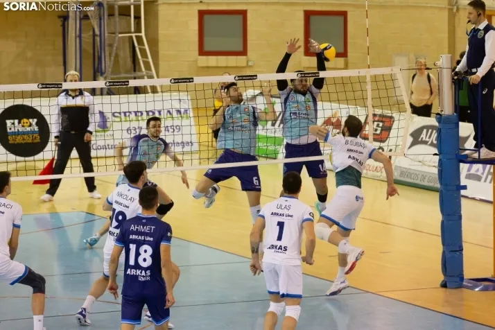 Grupo Herce vs Arkas Izmir