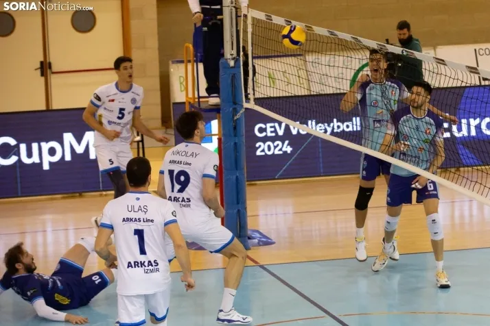 Grupo Herce vs Arkas Izmir