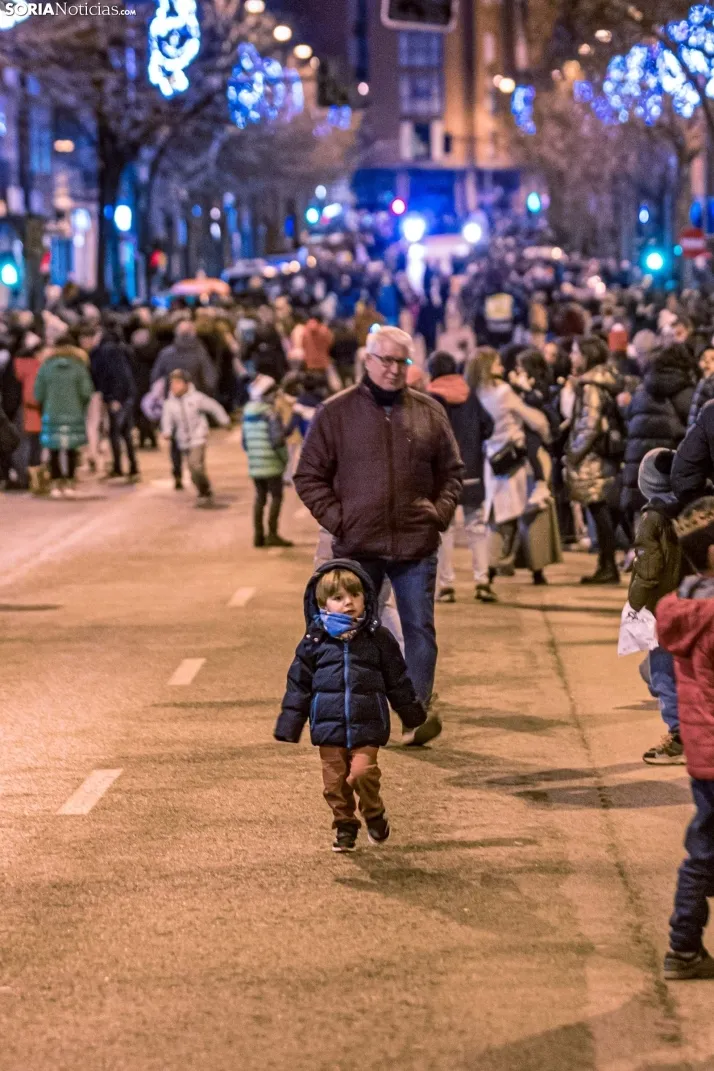 La magia de la cabalgata de los Reyes Magos en Soria capital, en im&aacute;genes