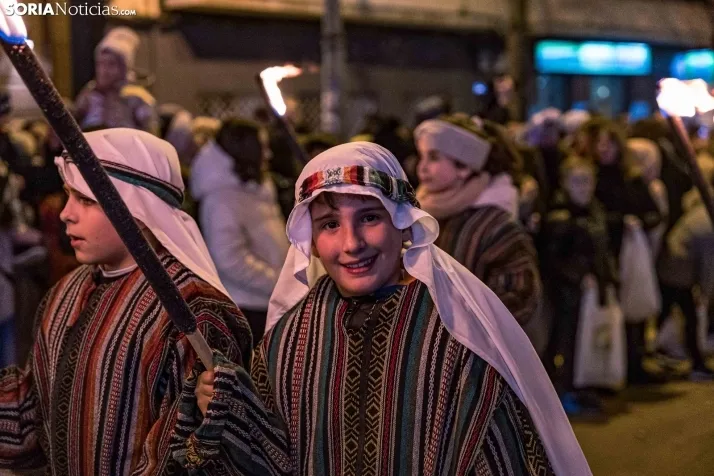 La magia de la cabalgata de los Reyes Magos en Soria capital, en im&aacute;genes