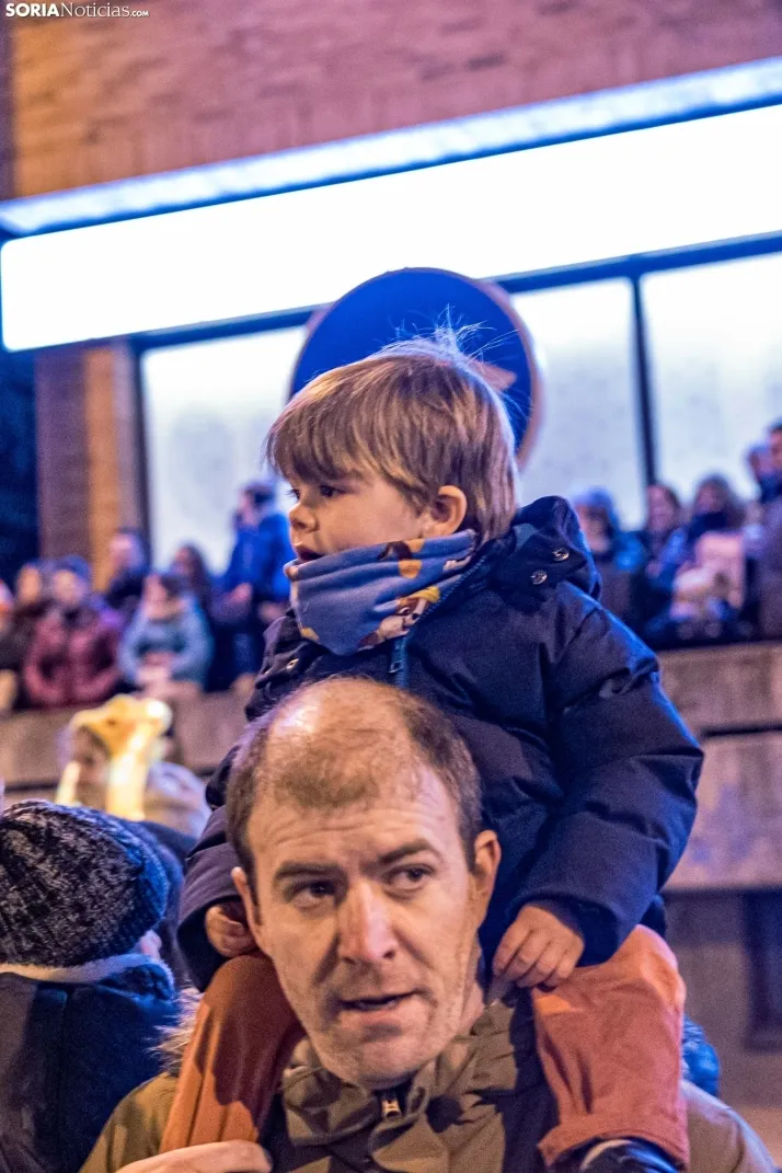 La magia de la cabalgata de los Reyes Magos en Soria capital, en im&aacute;genes
