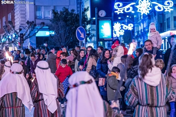 La magia de la cabalgata de los Reyes Magos en Soria capital, en im&aacute;genes