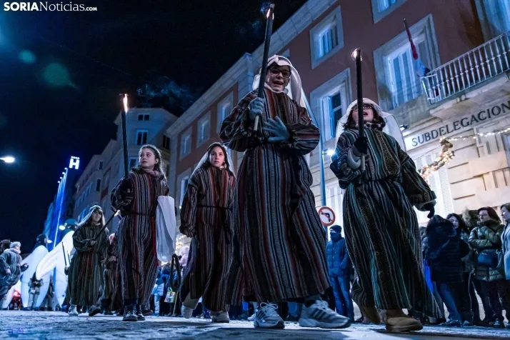 La magia de la cabalgata de los Reyes Magos en Soria capital, en im&aacute;genes