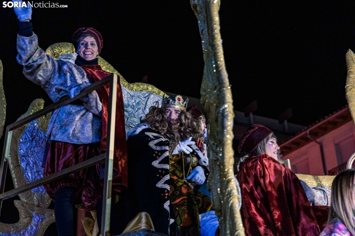 La magia de la cabalgata de los Reyes Magos en Soria capital, en im&aacute;genes