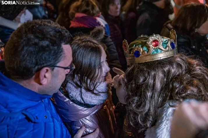 La magia de la cabalgata de los Reyes Magos en Soria capital, en im&aacute;genes