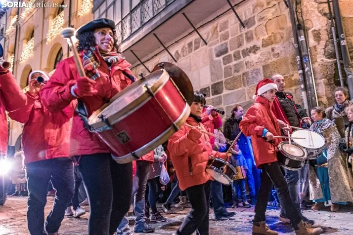 La magia de la cabalgata de los Reyes Magos en Soria capital, en im&aacute;genes