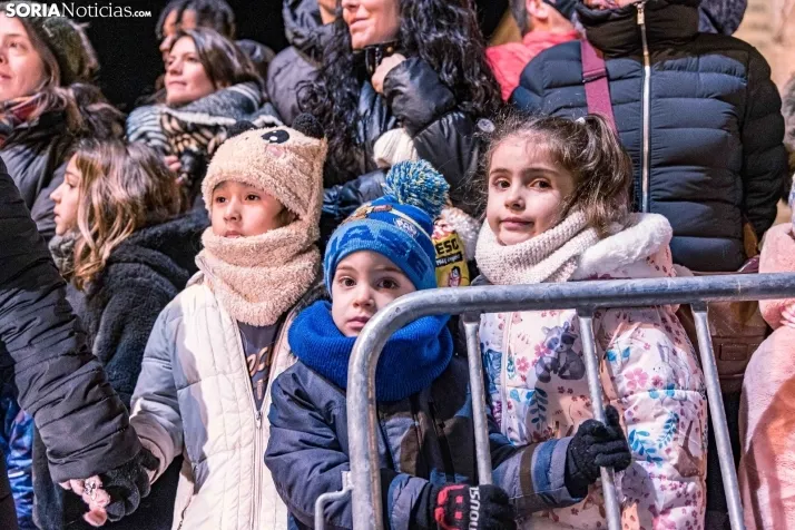 La magia de la cabalgata de los Reyes Magos en Soria capital, en im&aacute;genes
