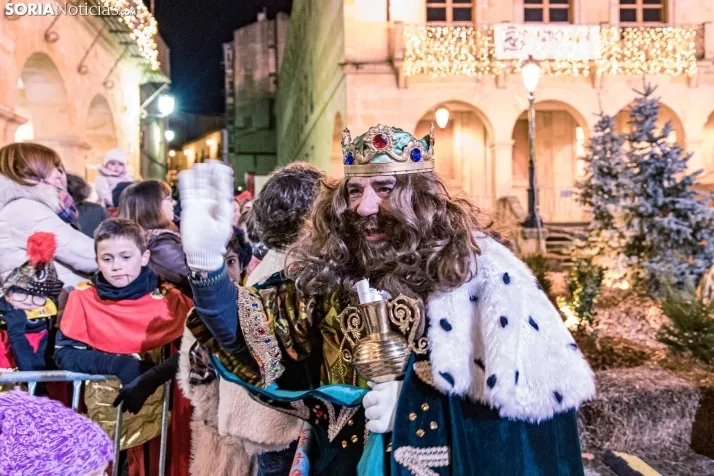 La magia de la cabalgata de los Reyes Magos en Soria capital, en im&aacute;genes