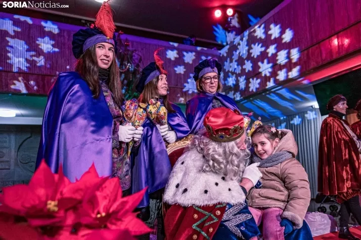 La magia de la cabalgata de los Reyes Magos en Soria capital, en im&aacute;genes