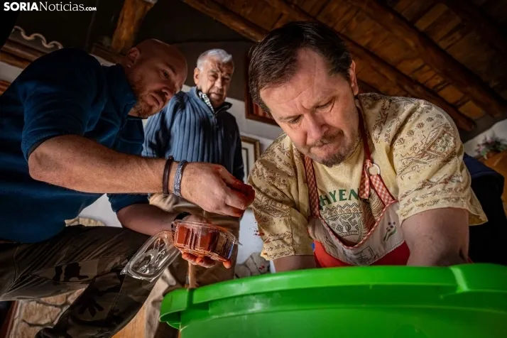 Foto a foto | Este pueblo de Soria pasa de 1 a 150 vecinos gracias al cerdo