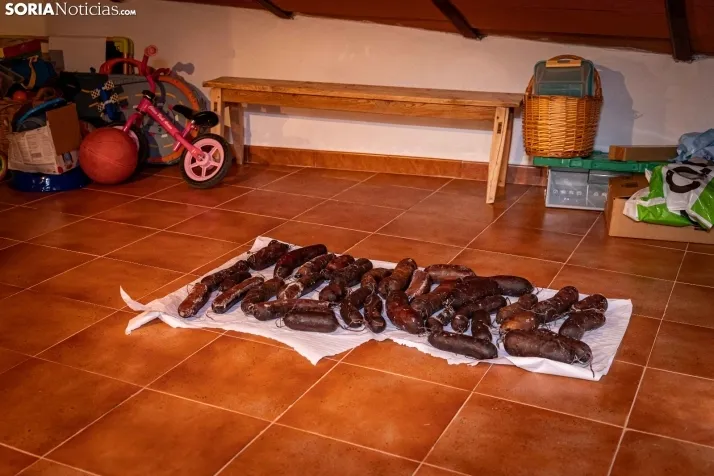 Foto a foto | Este pueblo de Soria pasa de 1 a 150 vecinos gracias al cerdo