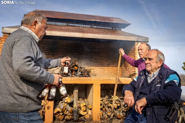 Foto a foto | Este pueblo de Soria pasa de 1 a 150 vecinos gracias al cerdo
