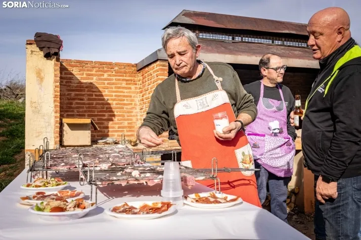 Foto a foto | Este pueblo de Soria pasa de 1 a 150 vecinos gracias al cerdo