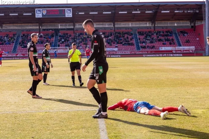 Numancia vs Llerenense./Viksar Fotografia