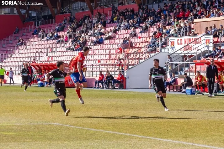 Numancia vs Llerenense./Viksar Fotografia