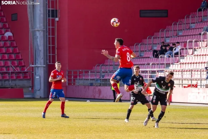 Numancia vs Llerenense./Viksar Fotografia