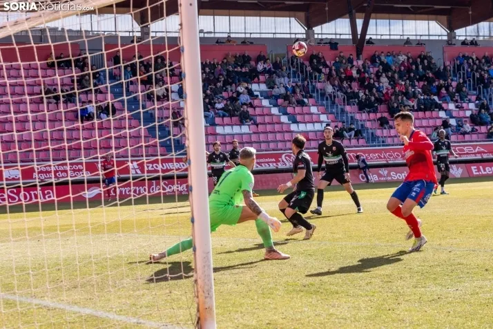 Numancia vs Llerenense./Viksar Fotografia