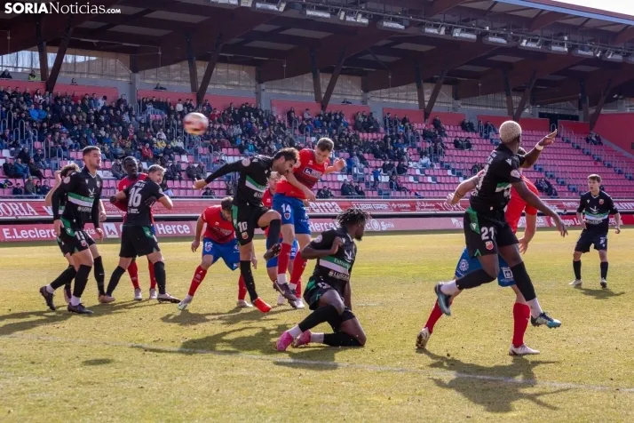 Numancia vs Llerenense./Viksar Fotografia