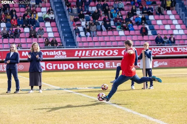 Numancia vs Llerenense./Viksar Fotografia