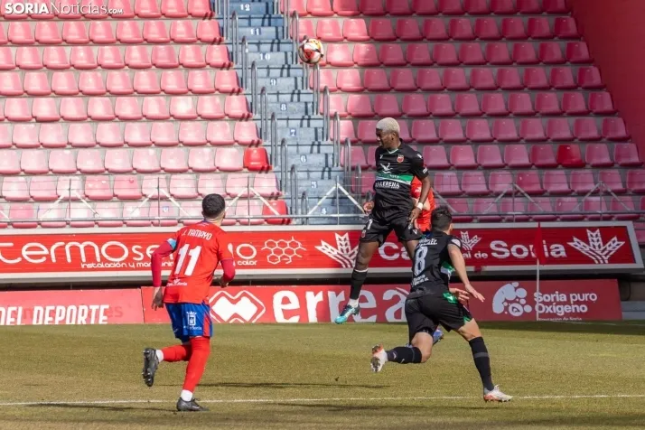 Numancia vs Llerenense./Viksar Fotografia
