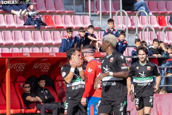 Numancia vs Llerenense./Viksar Fotografia