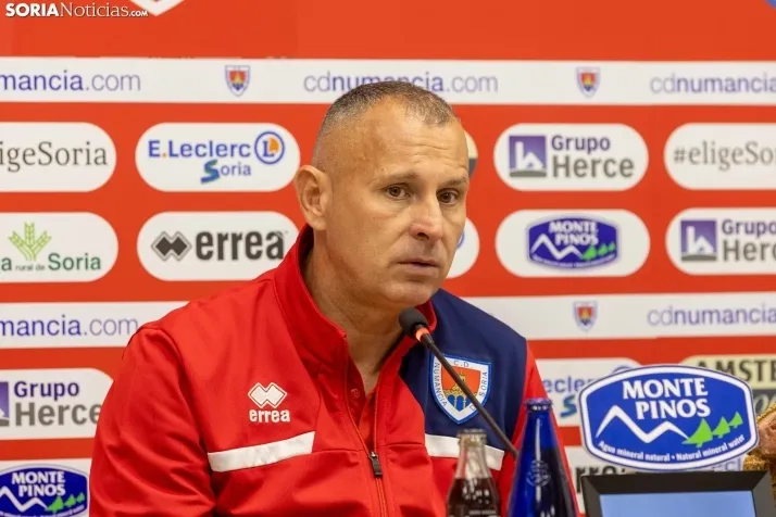 Numancia vs Llerenense./Viksar Fotografia