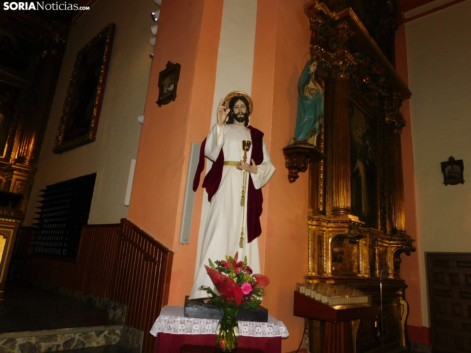 La cofradía de la Oración en el Huerto bendicen su nueva talla de El Cristo de la Cena 