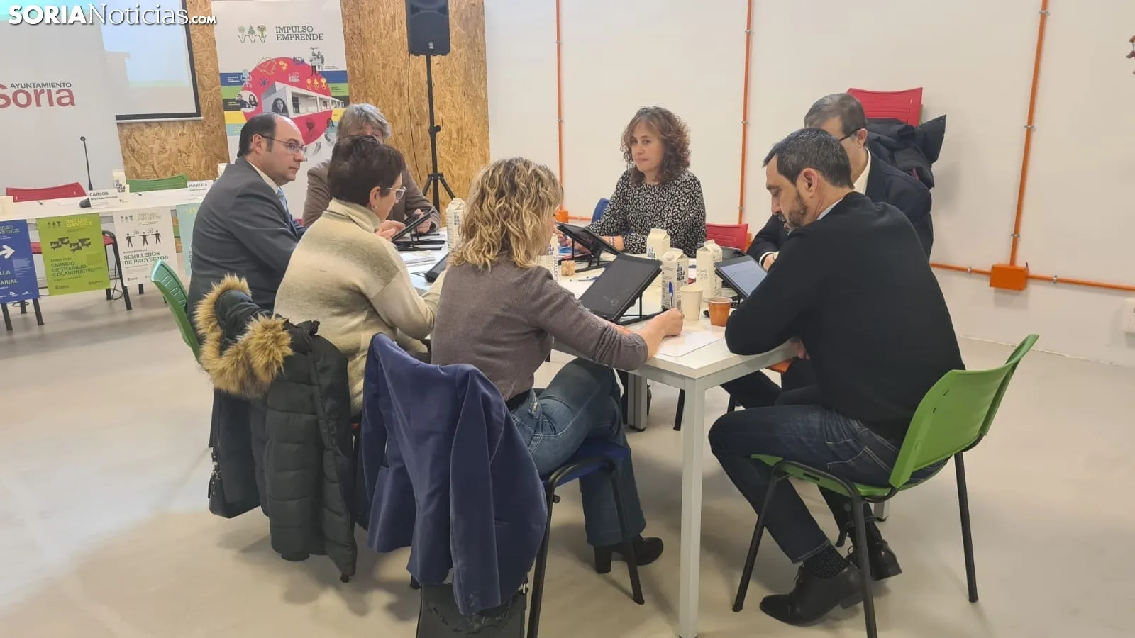 Espacio de trabajo colaborativo y presentación de la memoria de Impulso Emprende. /SN