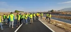 Foto 4 - V&iacute;deo| Los tractoristas vuelven a tomar la A-2: Cortado el tr&aacute;fico entre Madrid y Barcelona