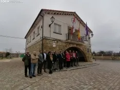 Foto 3 - Navalcaballo estrena su nueva plaza Mayor