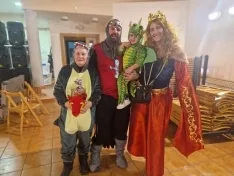 Foto 10 - Carbonera de Frentes vive unos Carnavales muy divertidos