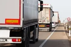 Foto 6 - As&iacute; hemos vivido el minuto a minuto de una tractorada que ha invadido las carreteras de Soria