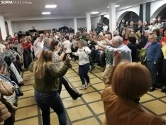 Foto 11 - Cabrejas del Pinar baila la jota y su rueda en Las Candelas y San Blas 2024
