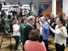 Foto 19 - Cabrejas del Pinar baila la jota y su rueda en Las Candelas y San Blas 2024