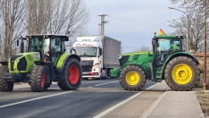 Foto 8 - Así hemos vivido el minuto a minuto de una tractorada que ha invadido las carreteras de Soria