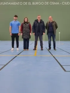 Foto 6 - El Burgo reabrir&aacute; este viernes el polideportivo con una  intensa jornada