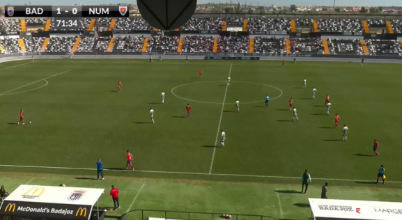 Badajoz 1-0 Numancia: Un gol tempranero descose a un cuadro soriano que se complica la vida