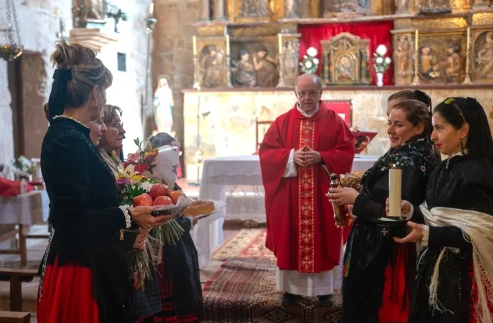 Celebración de Santa Águeda en Peñalba de San Esteban.