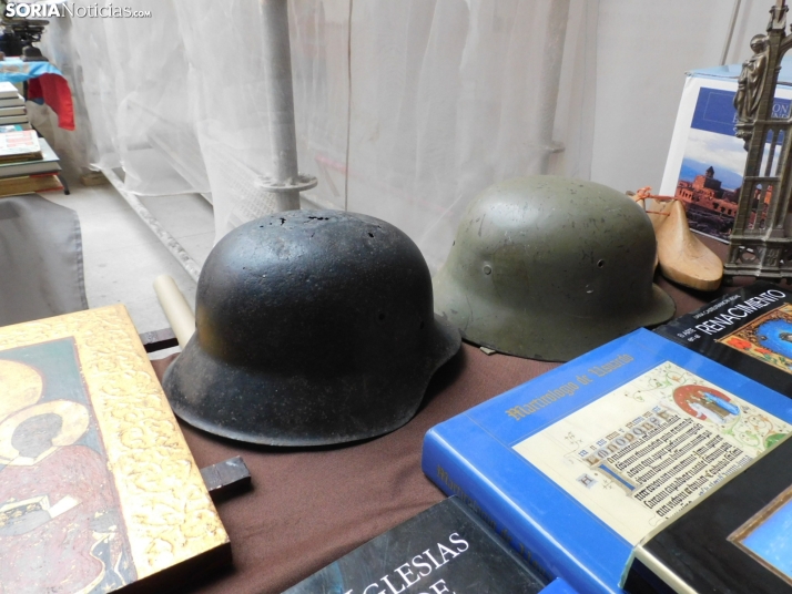 EN FOTOS | Regreso al pasado con las reliquias que puedes encontrar en la III Feria de Antig&uuml;edades de El